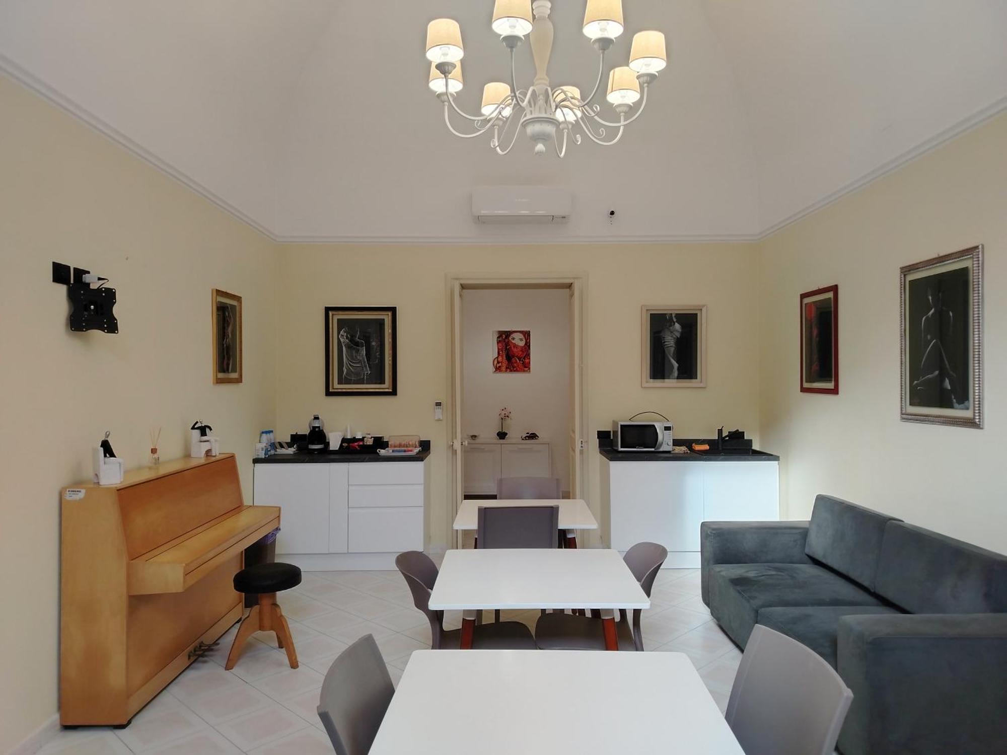 Palazzo Castellano Bed and Breakfast Lecce Buitenkant foto