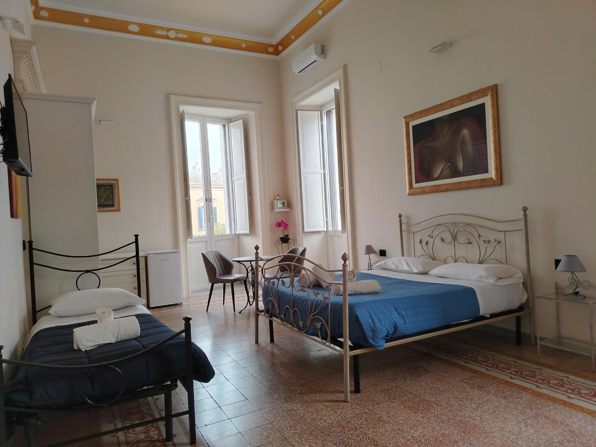Palazzo Castellano Bed and Breakfast Lecce Buitenkant foto